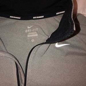 Nike dri-fit quarter zip pullover jacket